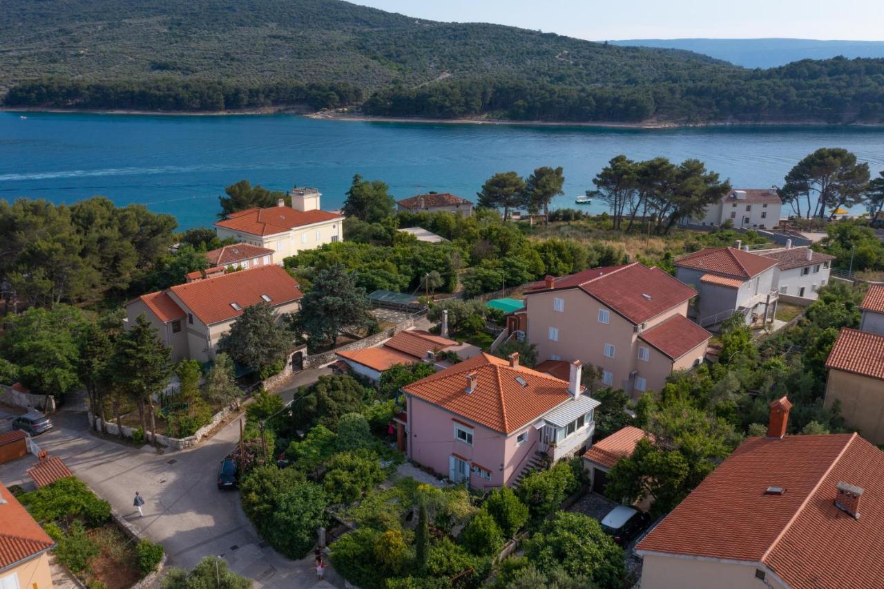 Apartments Bura & Jugo, Cres, Without Stress Dış mekan fotoğraf