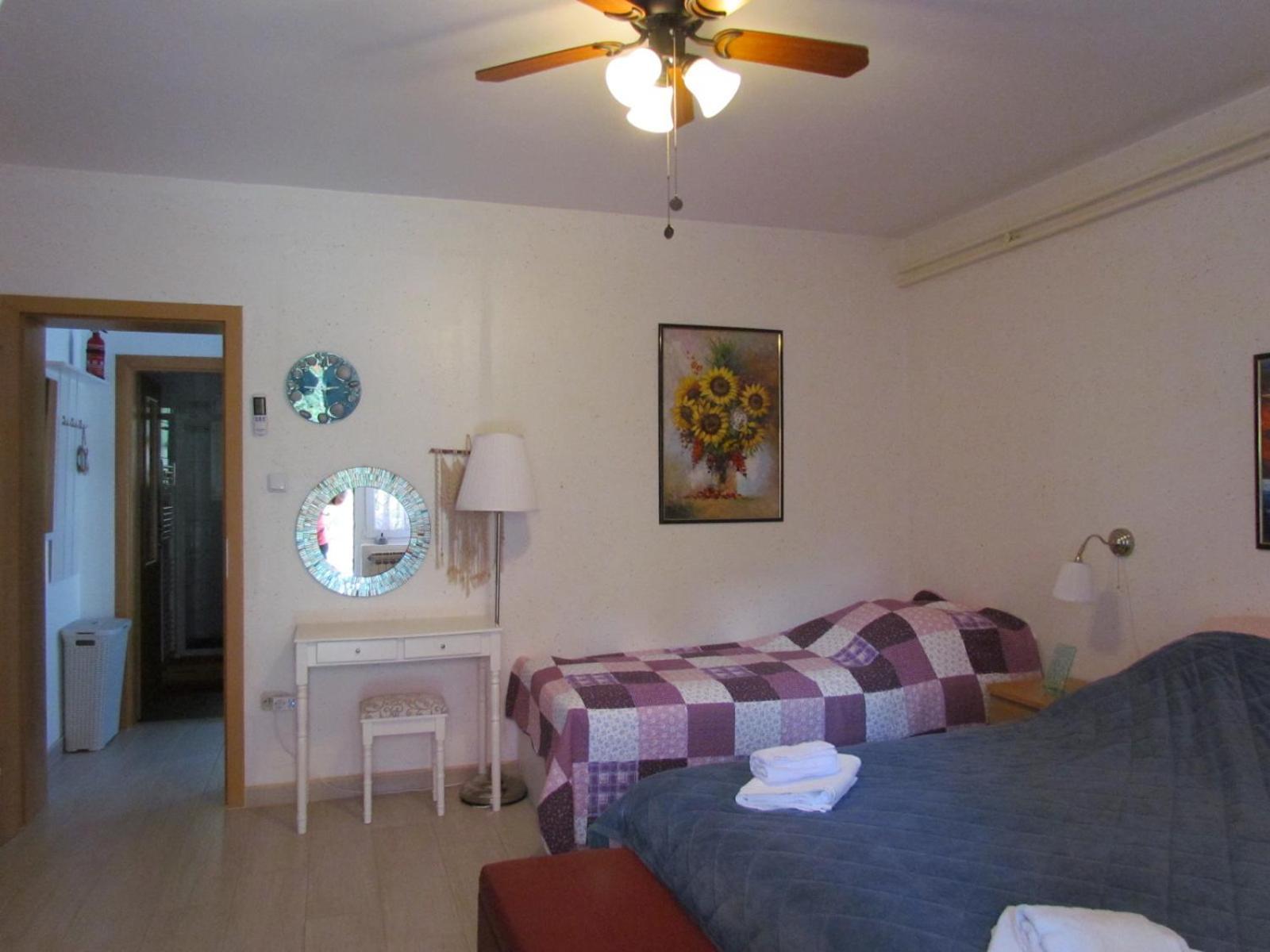 Apartments Bura & Jugo, Cres, Without Stress Dış mekan fotoğraf