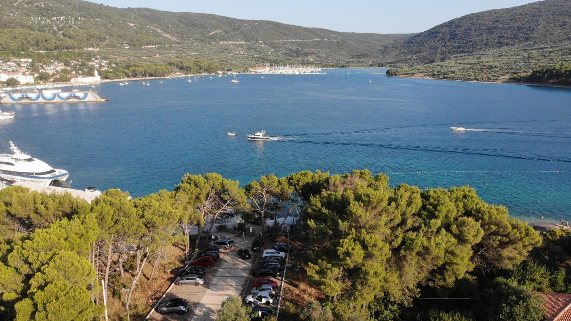 Apartments Bura & Jugo, Cres, Without Stress Dış mekan fotoğraf